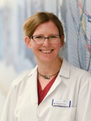 Dr. Wohlstein-Pecha, Oberärztin Frauenklinik
Klinikum Heidenheim Dr. Wohlstein-Pecha, Oberärztin Frauenklinik
Klinikum Heidenheim